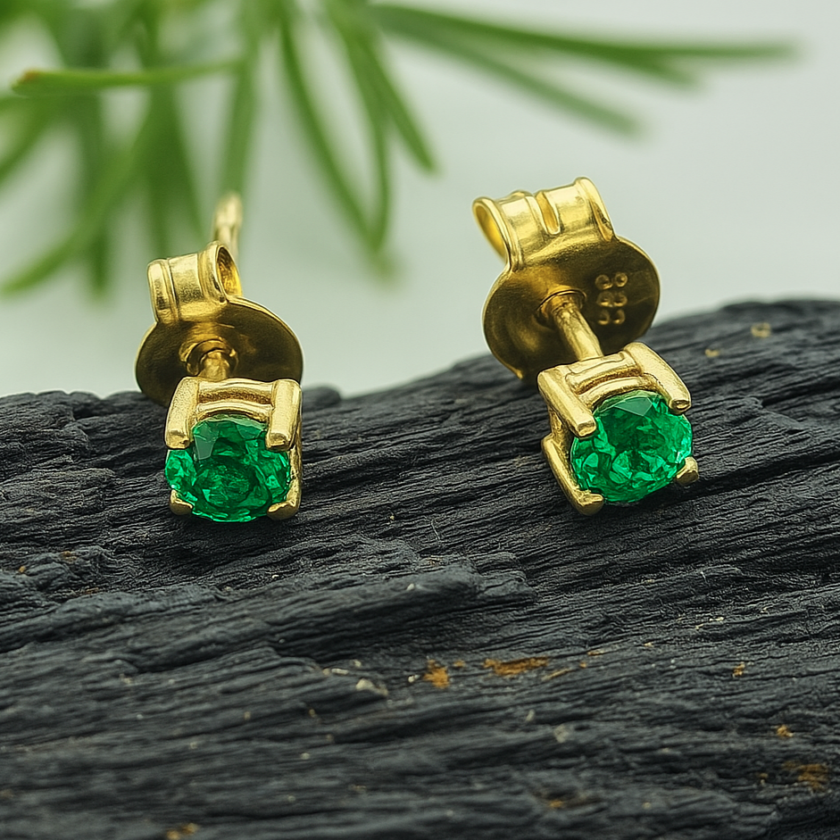 8k Gold Stud Earrings with Green Crystals