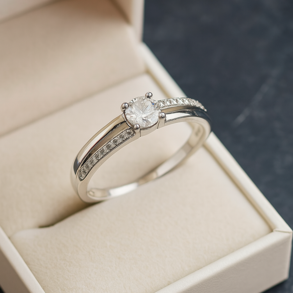 925 Silver Engagement Ring with Zirconia Crystals