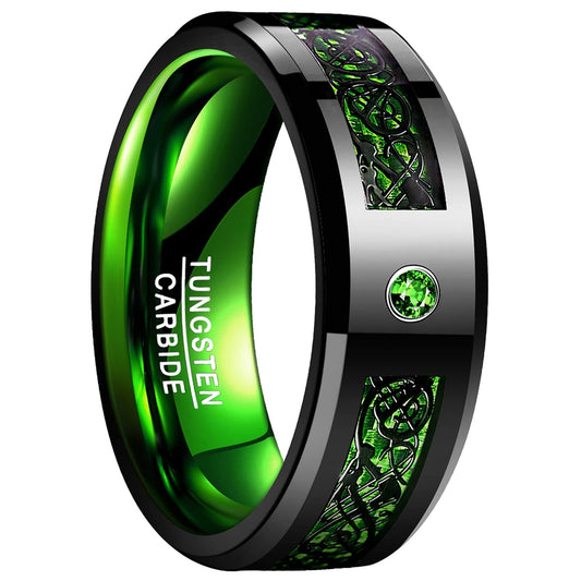 Herenring met Keltische Draak – 8mm Groen Bicolor Tungsten met Koolstofvezel en Zirkonia