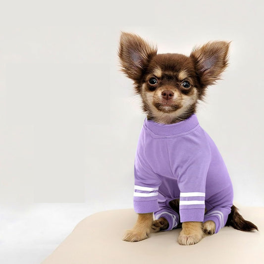 Warme jumpsuit voor kleine honden – maat XS, kleur paars, cosy pyjama met vier poten, ideaal voor binnen en winterdagen